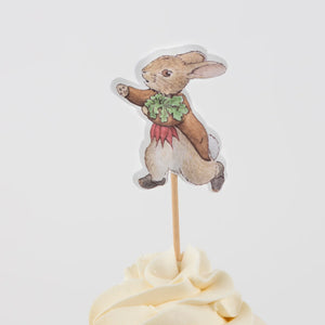 Benjamin-Bunny-cupcake-topper