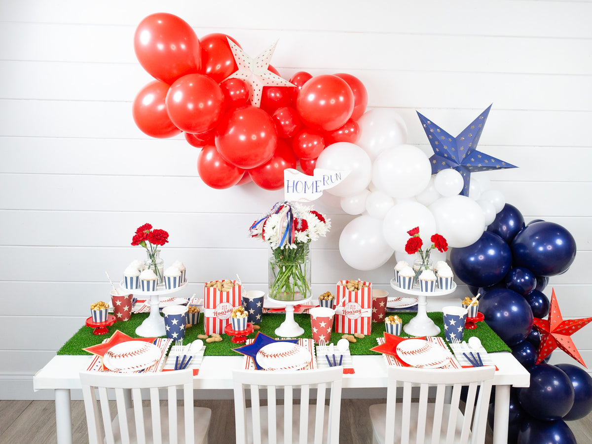 Patriotic Stars & Stripes Square Lunch Plates 8ct | The Party Darling