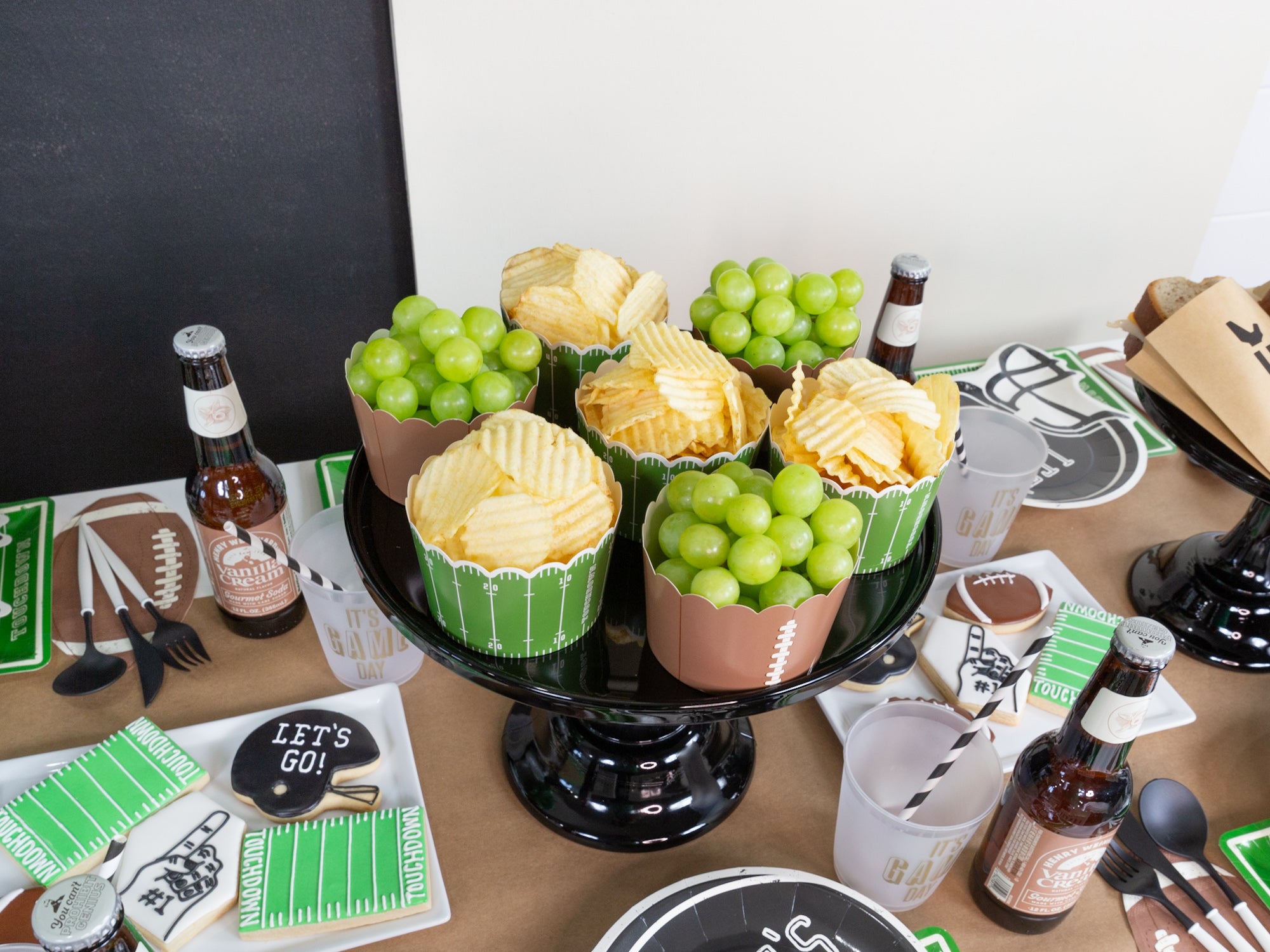 Jumbo Football Snack Cups 40ct