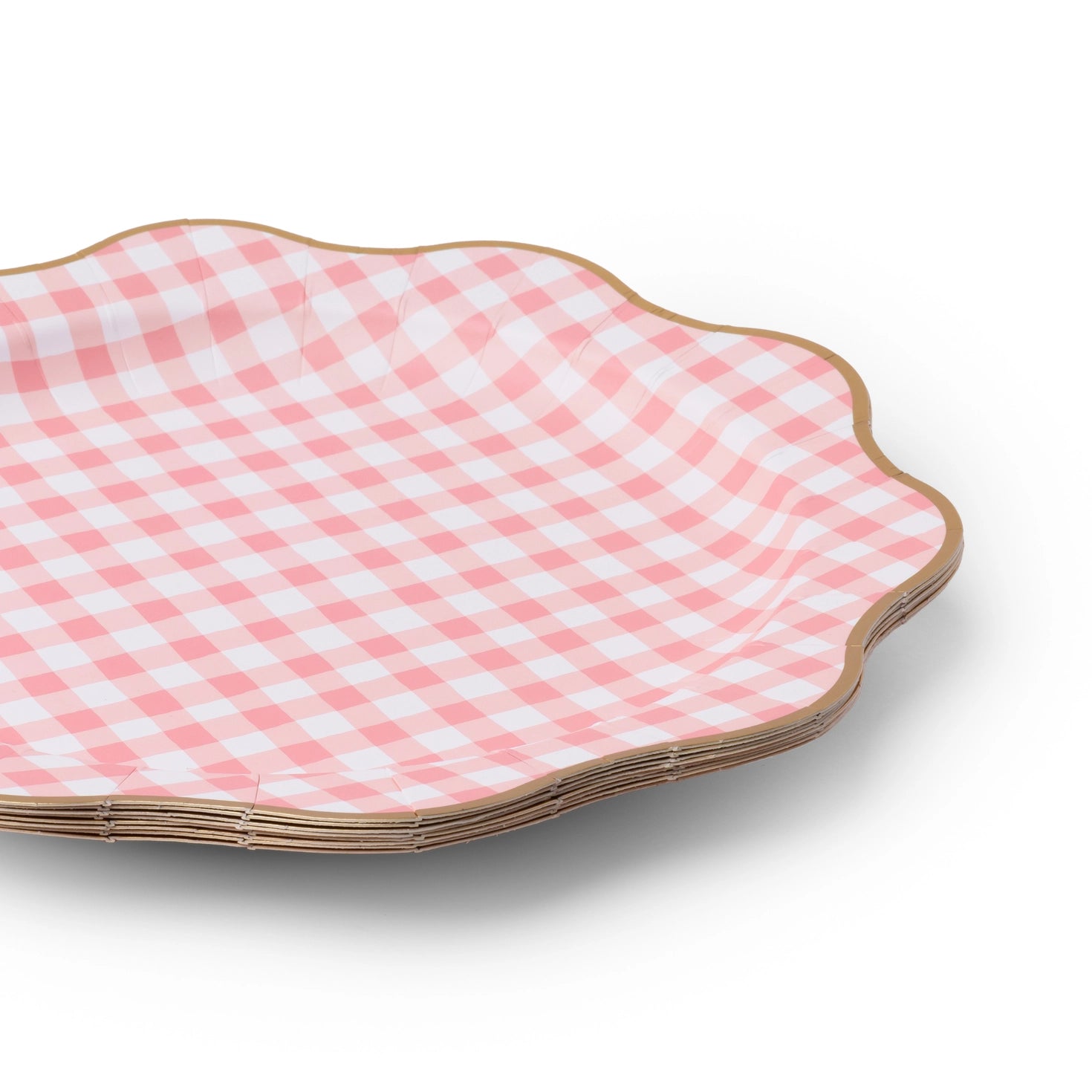 Paper dinner plates featuring pink and white gingham pattern