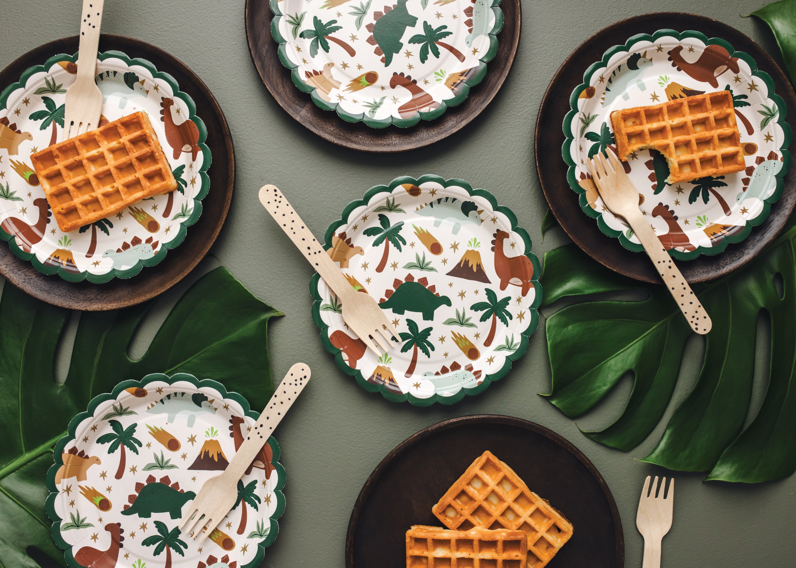 Dinosaur World Paper Plates