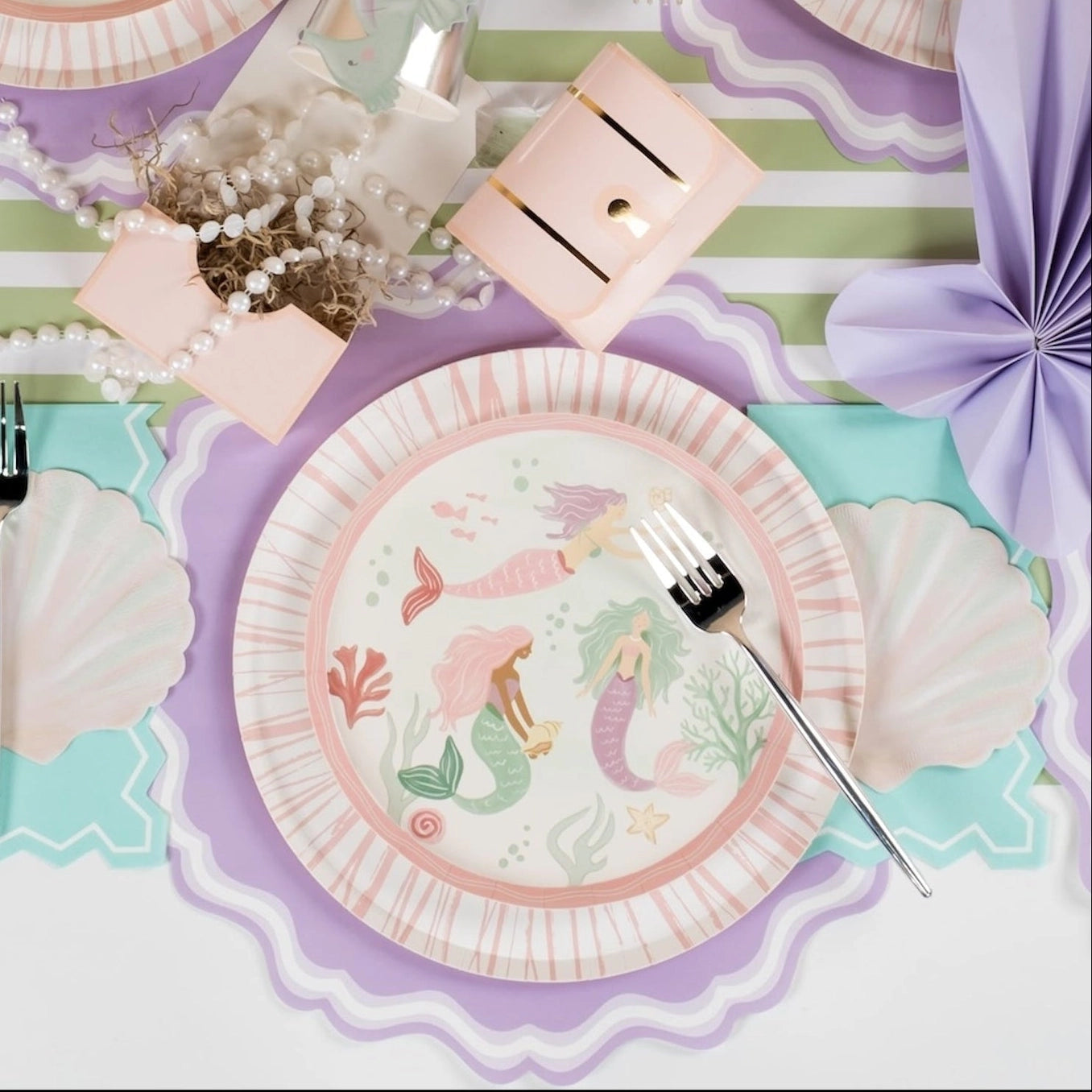 Coastal shell napkin for beach party tables