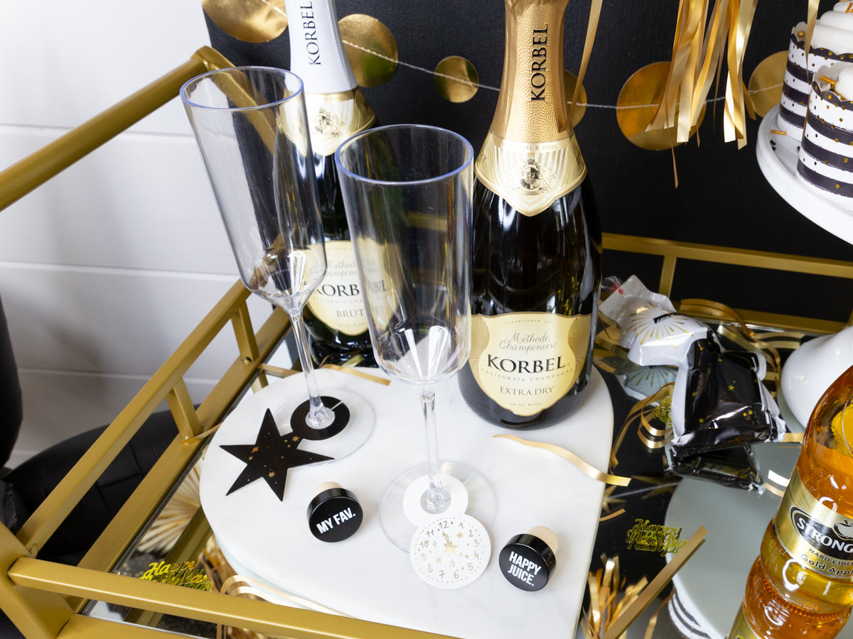 Clear Plastic Champagne Flutes 4ct