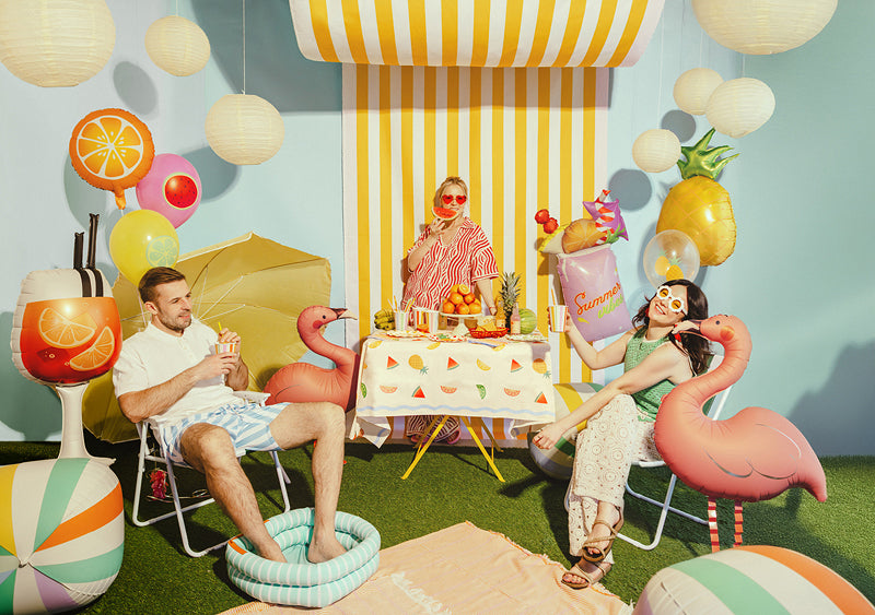 tropical themed party decorations