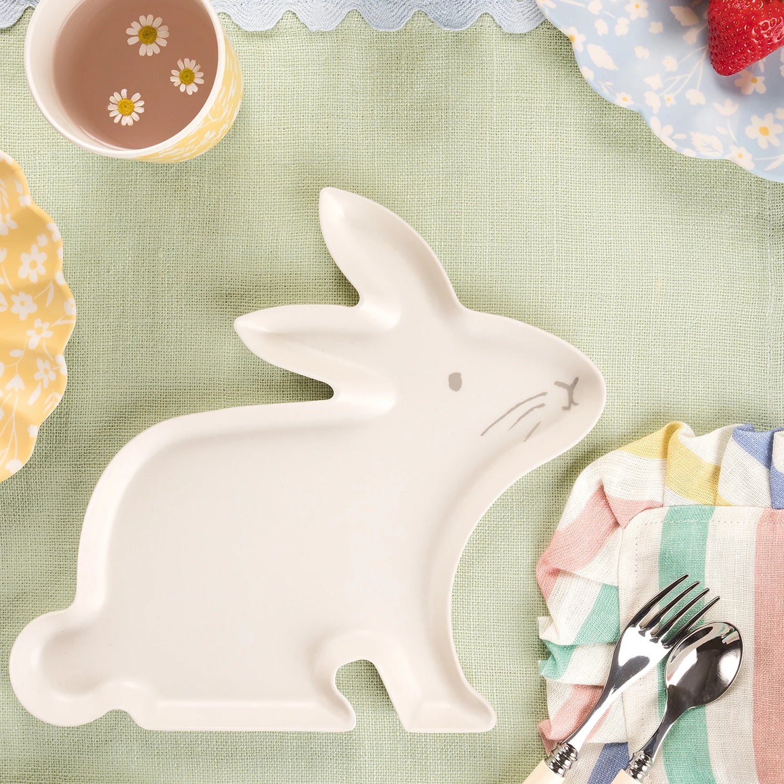 Pastel Bunny Bamboo Lunch Plates 4ct | The Party Darling