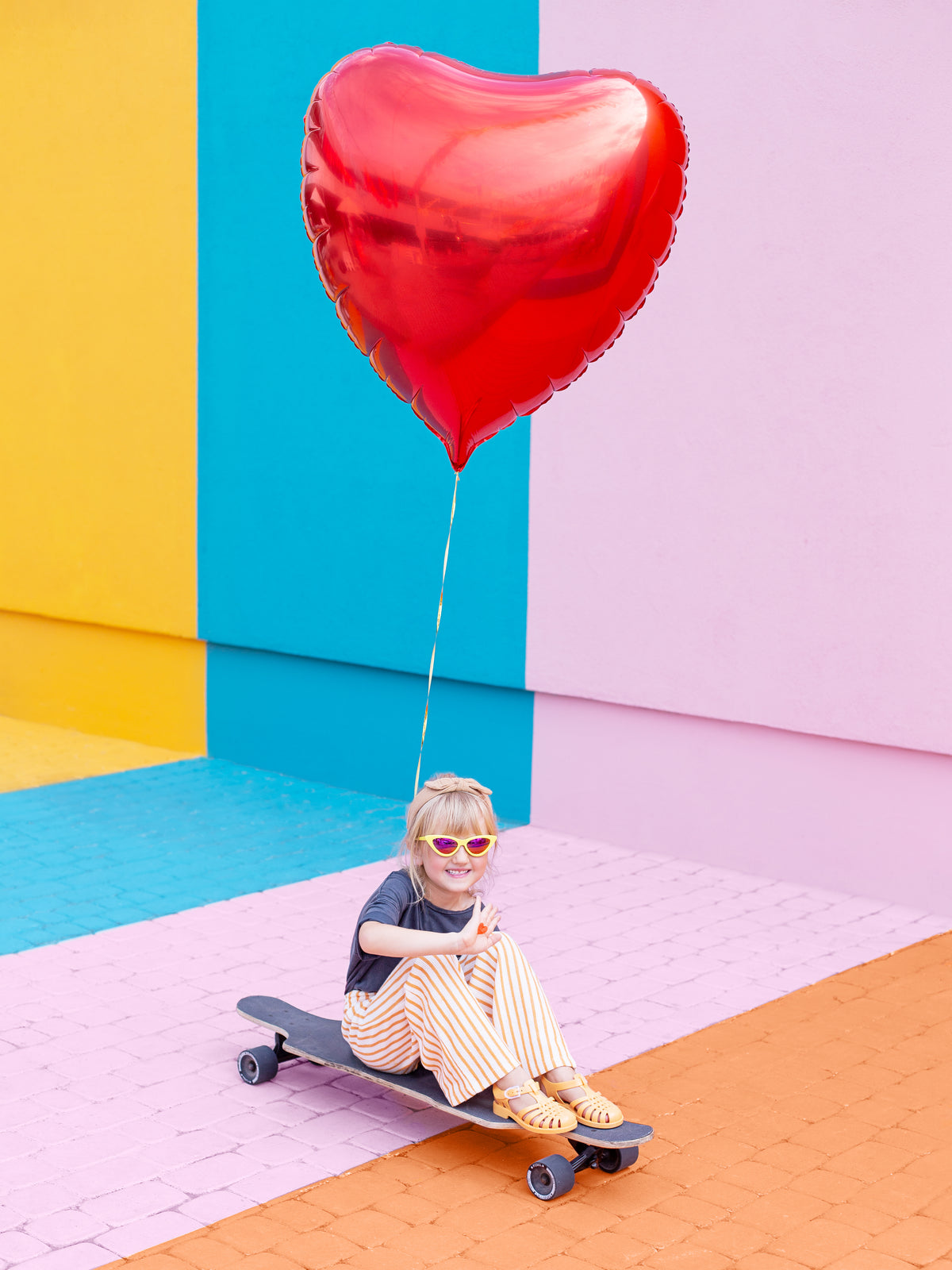 Red Heart Foil Balloon 28in Fun