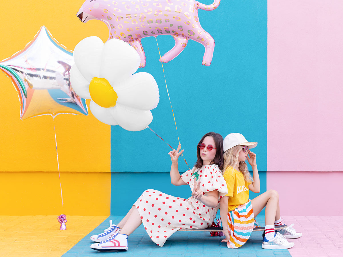 girl holding Cute Leopard Balloon 40.5"