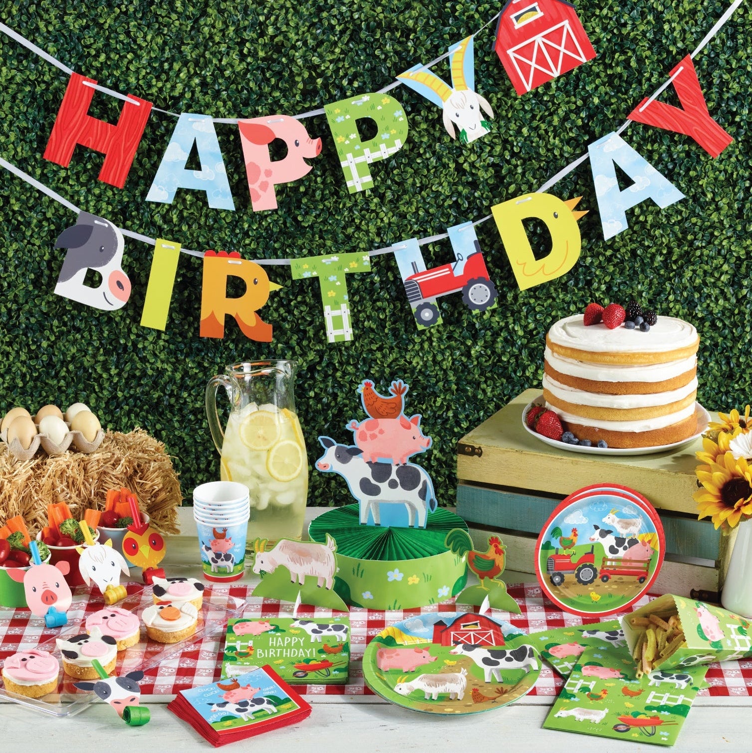 Farm Animals Lunch Plates 8ct Party Set Up