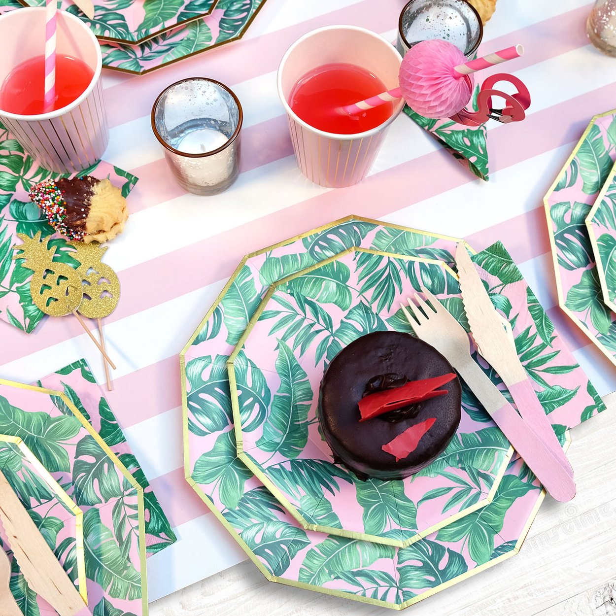 Pink Palm Leaf Lunch Plates 10ct | The Party Darling  Edit alt text
