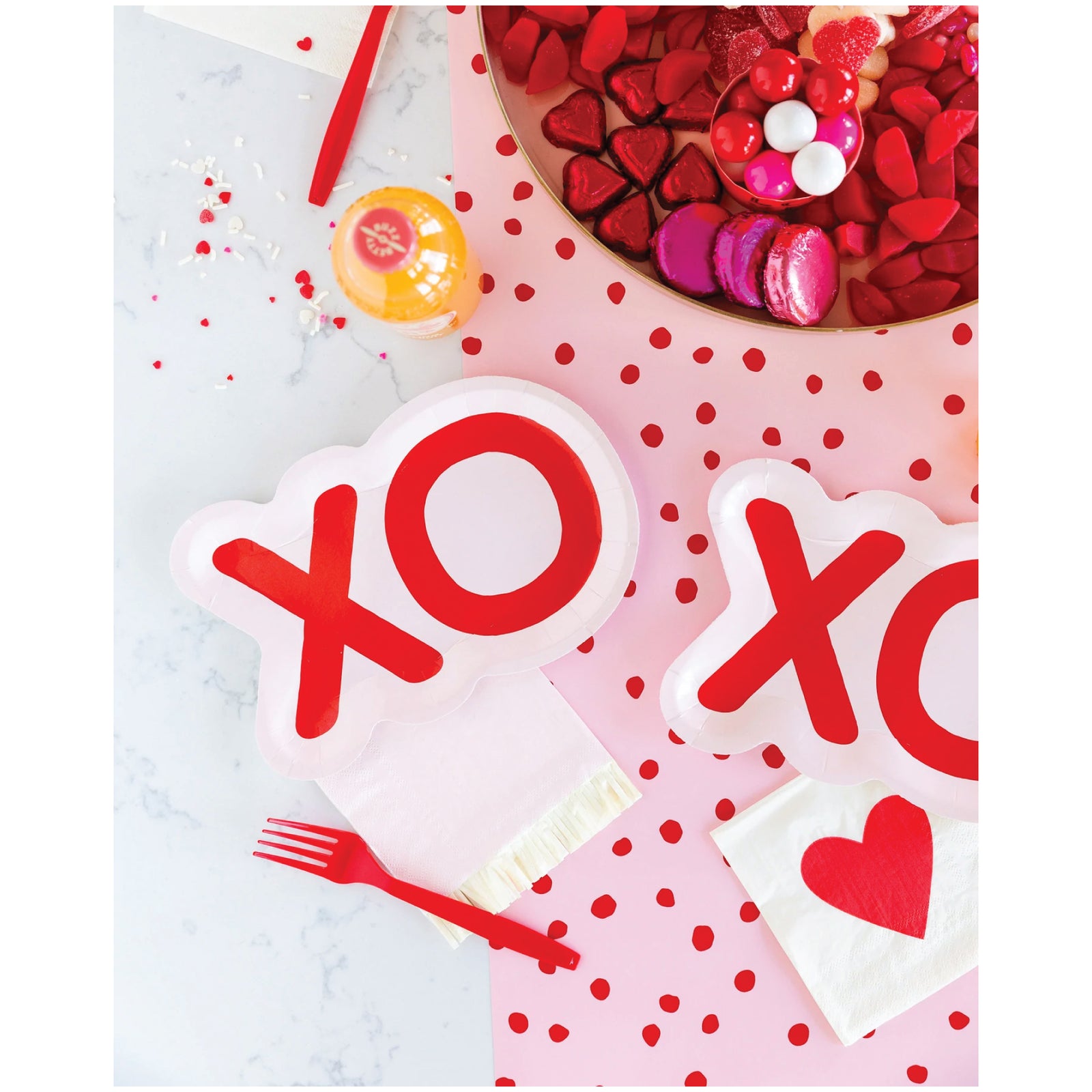 XO Valentine's Day Lunch Plates 8ct | The Party Darling