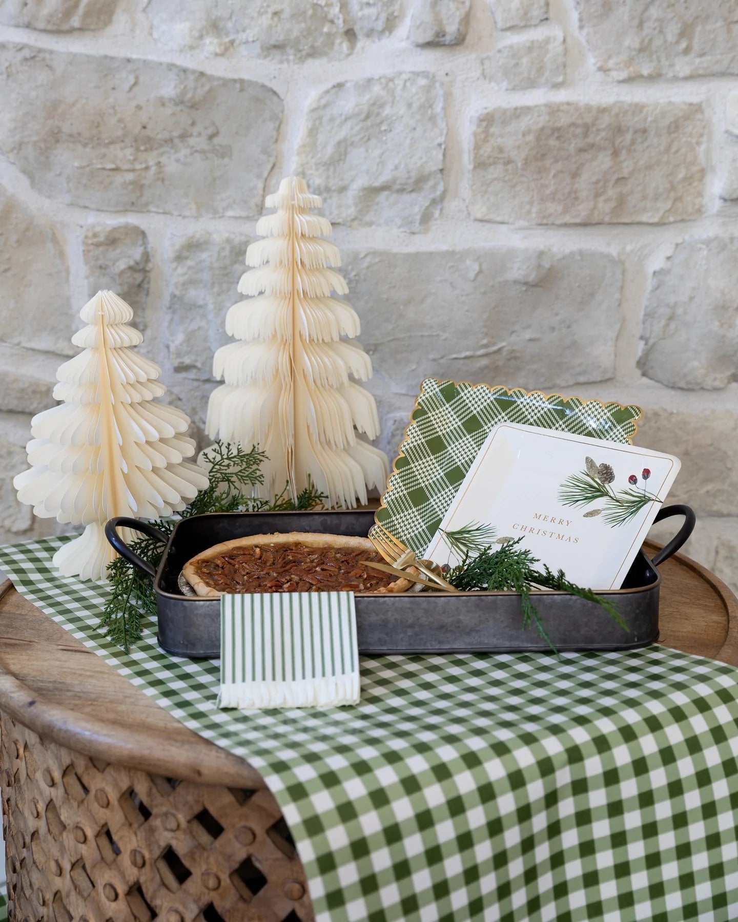 Green Gingham Paper Table Runner | The Party Darling 