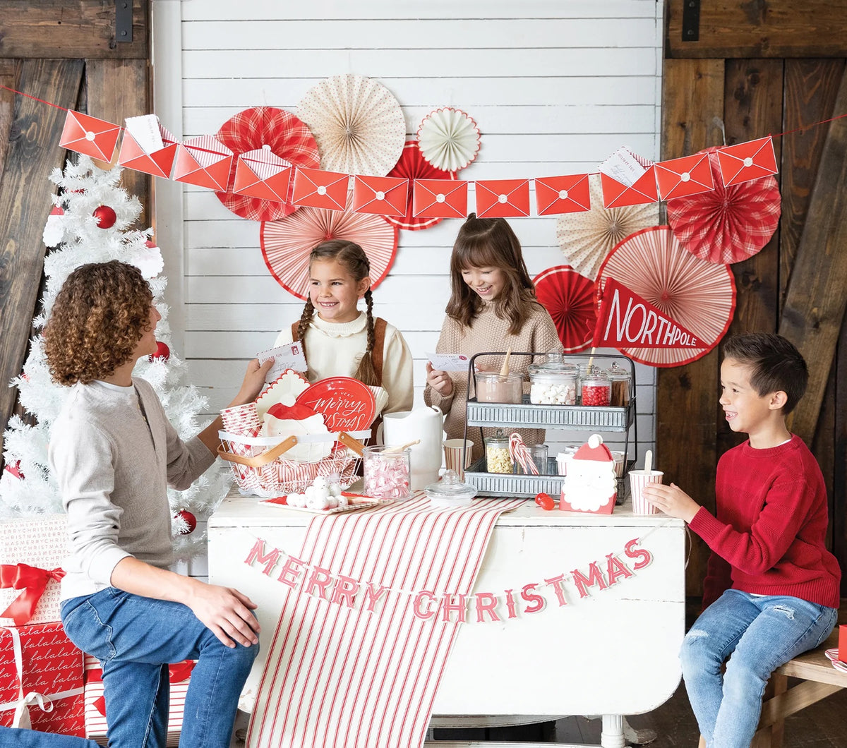 Christmas Advent Calendar Envelope Banner | The Party Darling