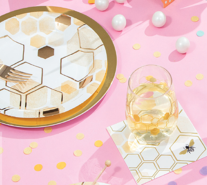 Honeycomb Plastic Stemless Wine Glass 14oz | The Party Darling