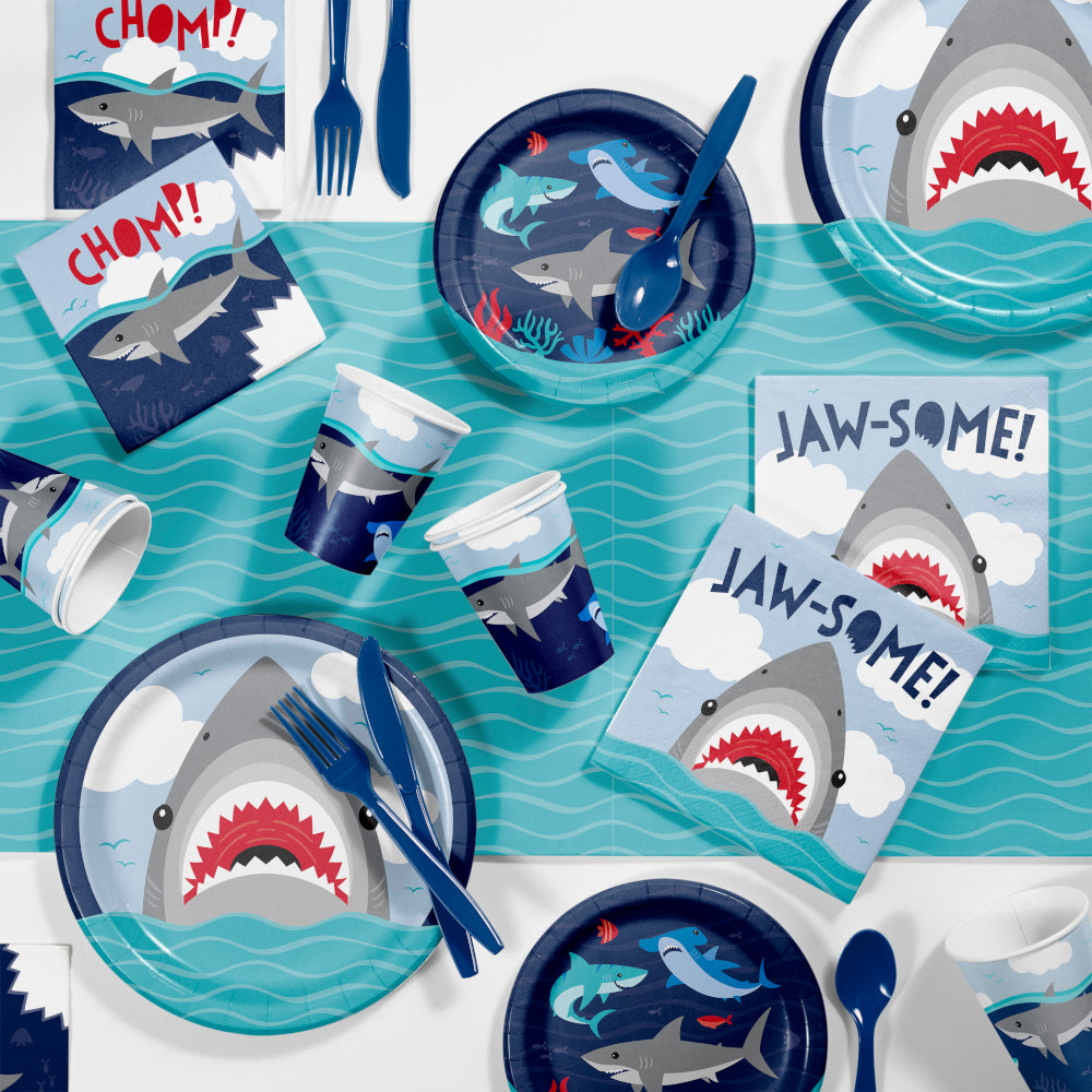 Shark Attack Lunch Plates 8ct | The Party Darling