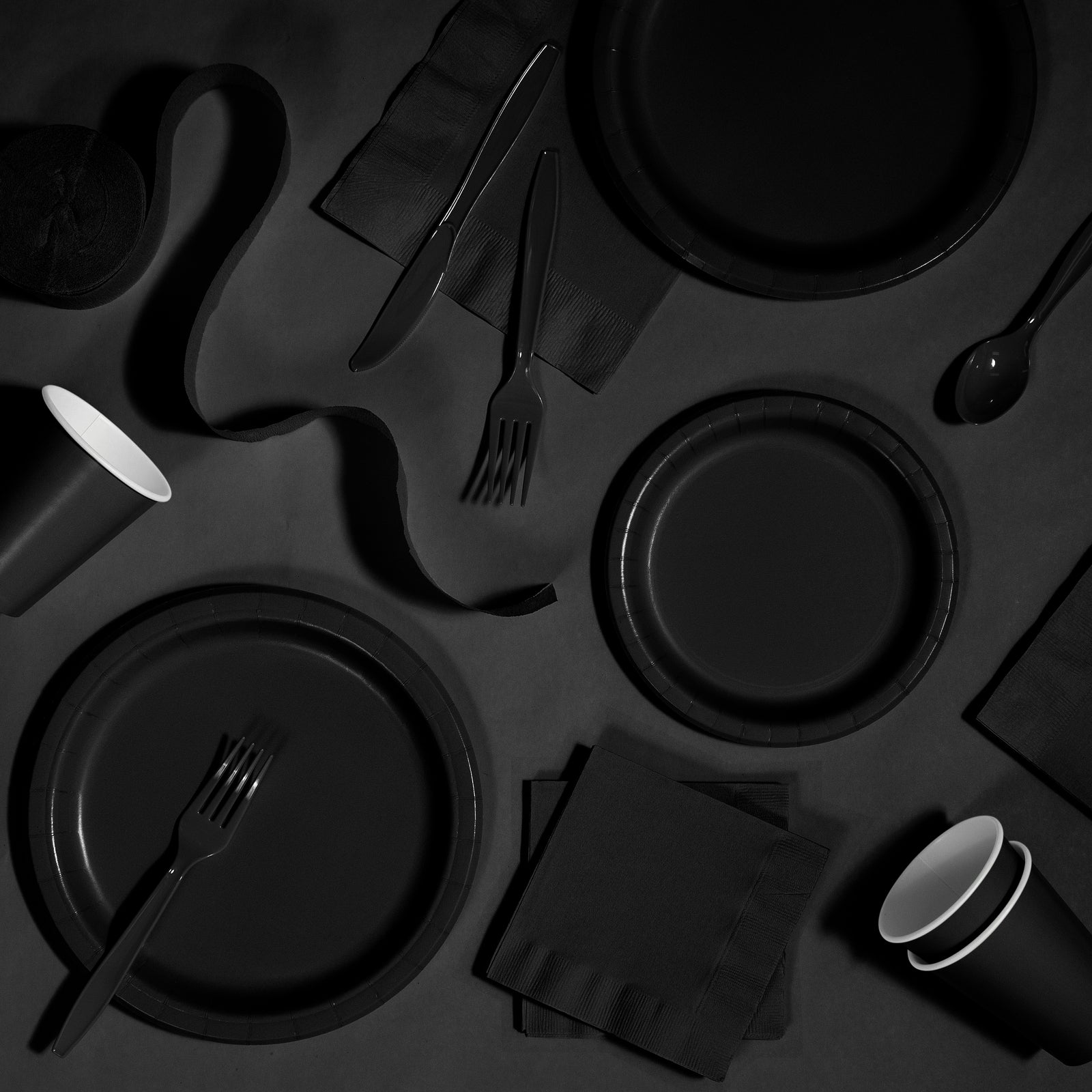 Black Paper Lunch Plates 8ct | The Party Darling
