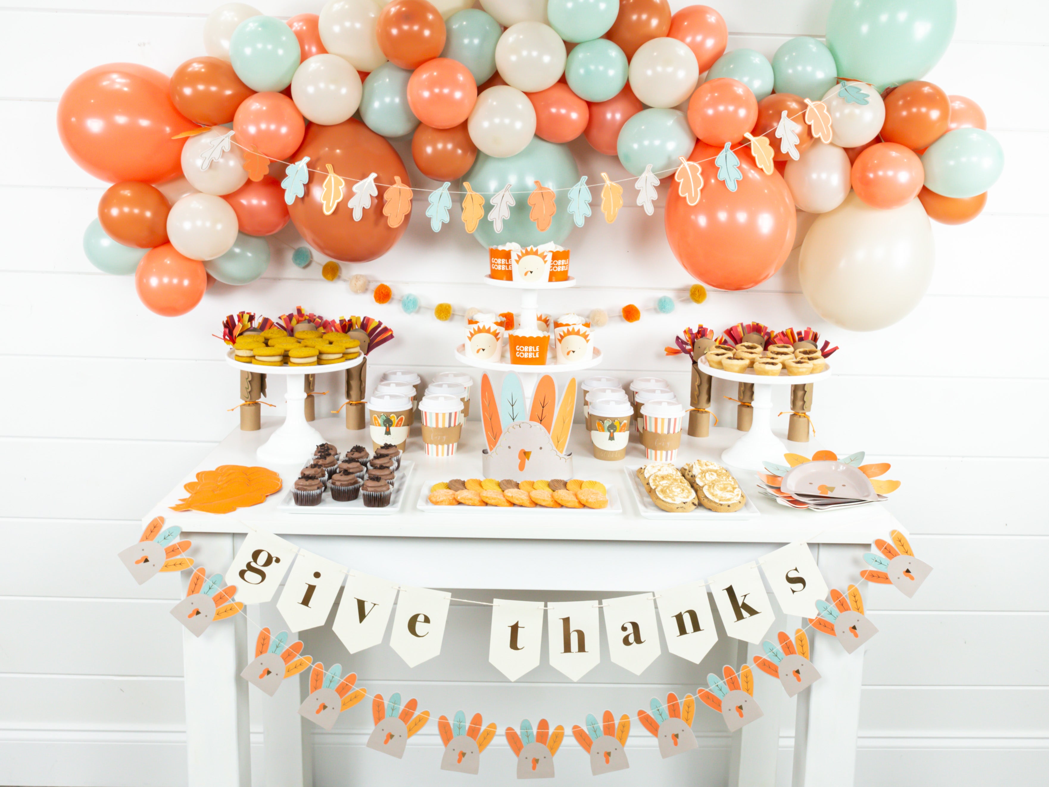 Throw a Turkey-tastic Thanksgiving | The Party Darling