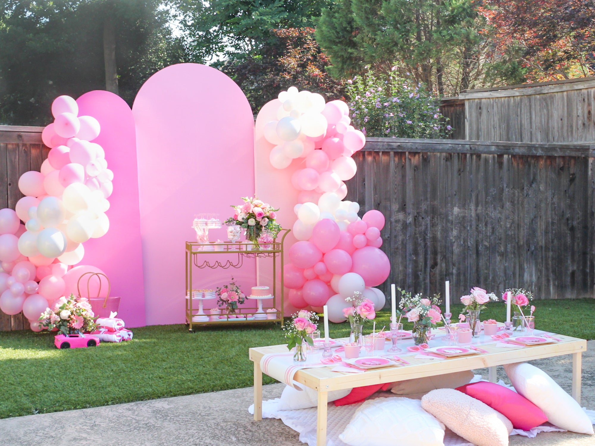 How to Throw a Dolled up Barbie Birthday Party | The Party Darling