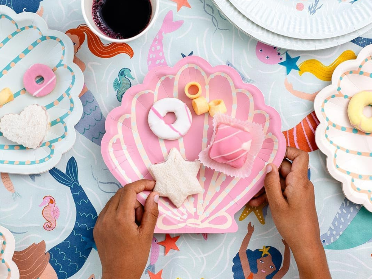 Summer Pool Party Ideas for Kids Birthdays - The Party Darling