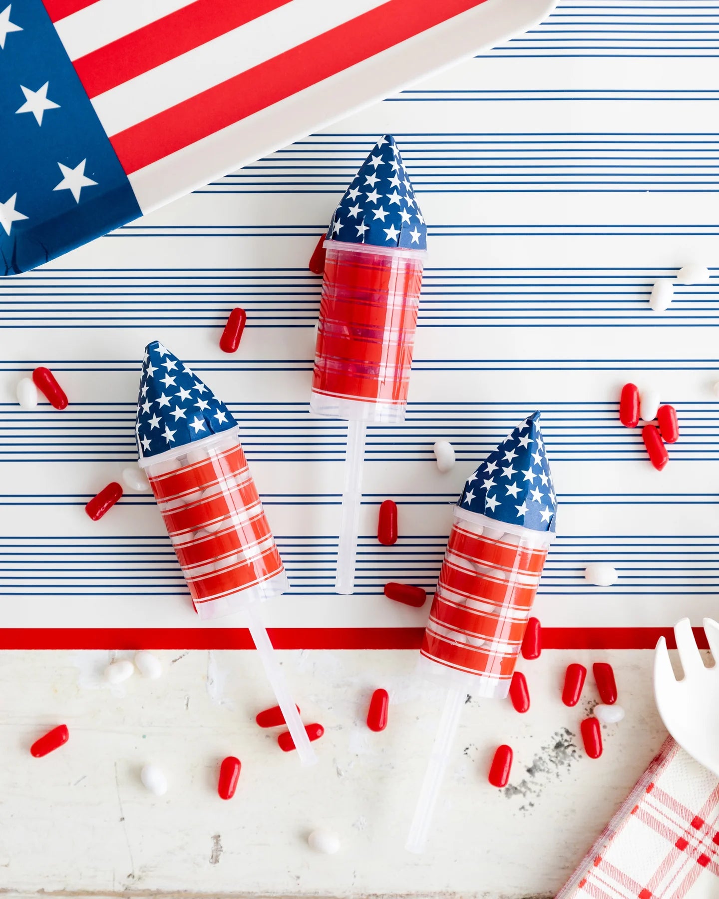 DIY 4th of July Rocket Confetti Poppers 8ct | The Party Darling