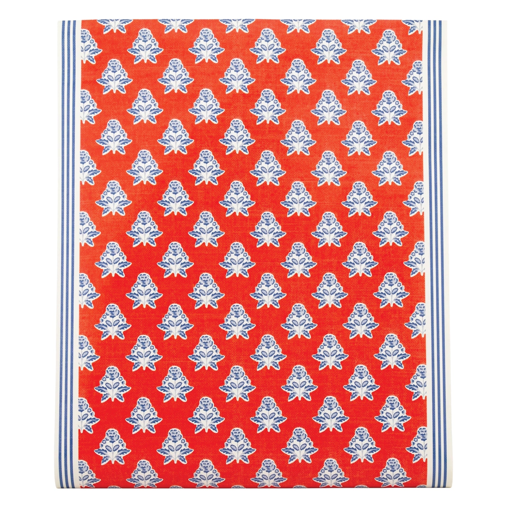 Patriotic floral table runner for summer parties