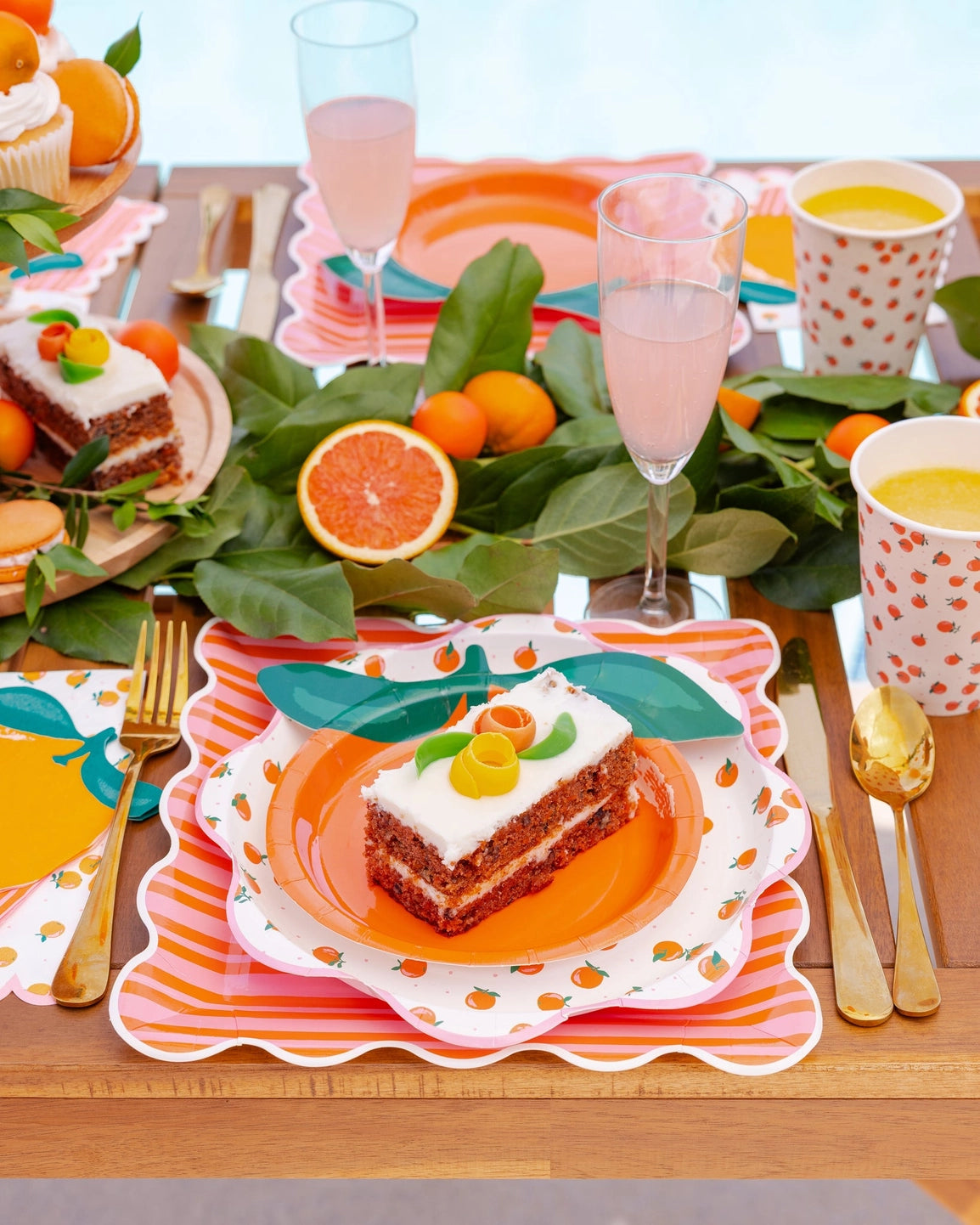 Citrus patterned lunch plates for summer parties