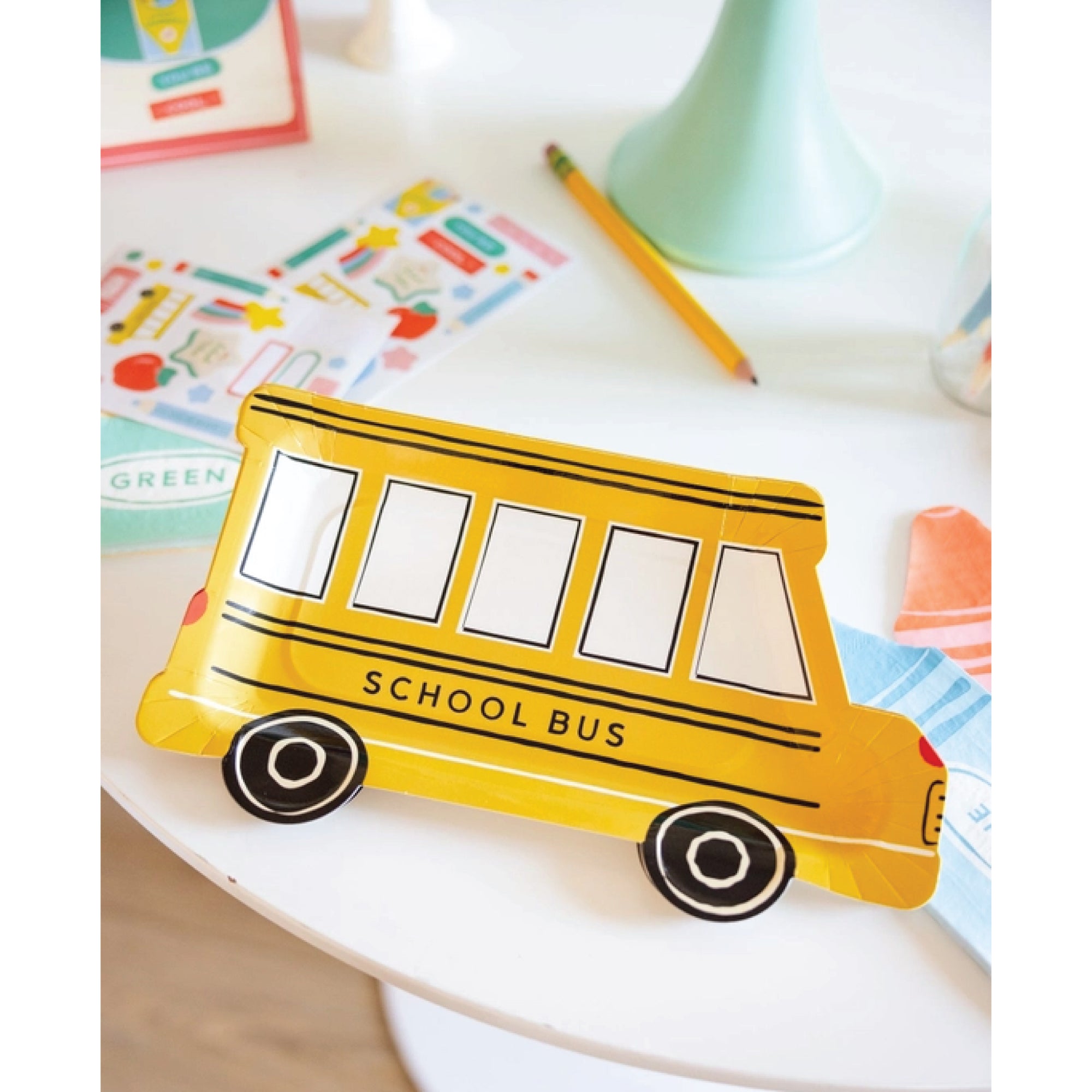 Kids party plate with school bus design
