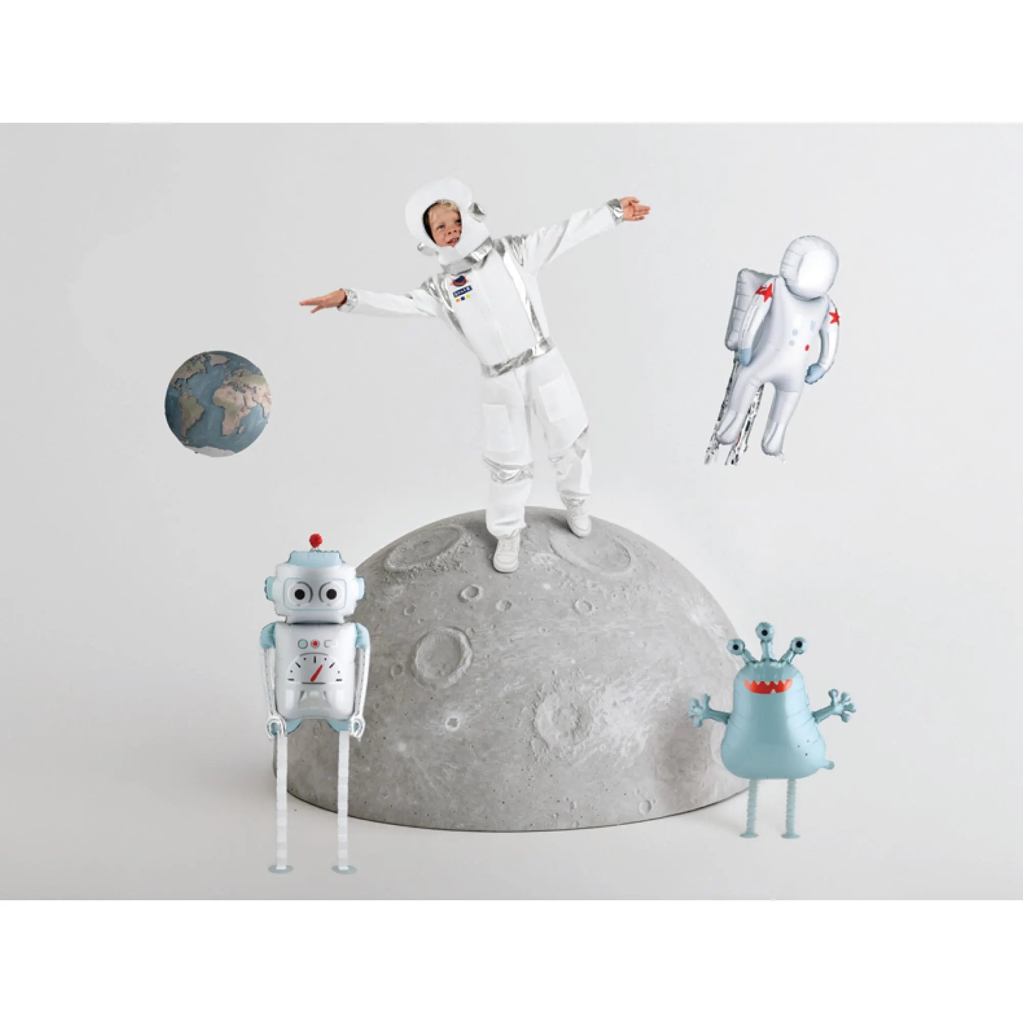 Astronaut-shaped foil balloon with backpack and metallic streamers