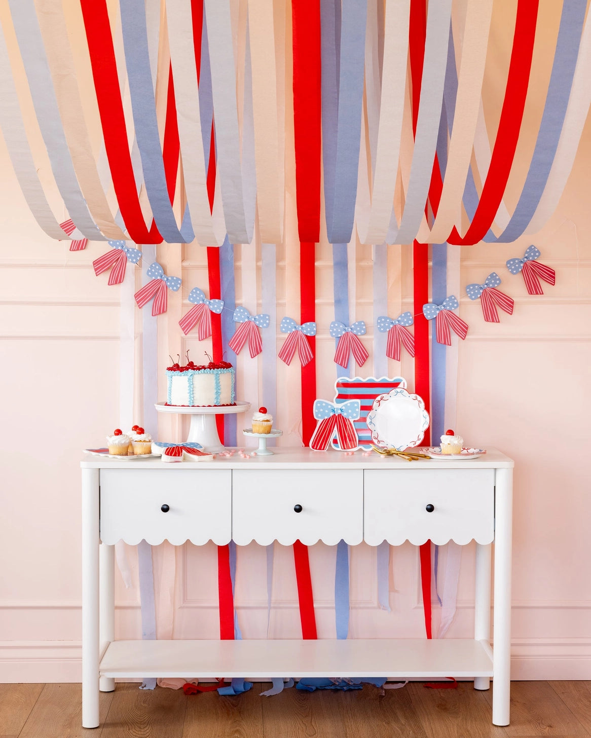 Partiotic party decorations