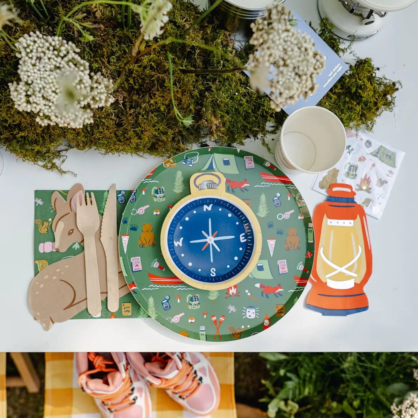 Camp Explorer Lantern Lunch Napkins 16ct