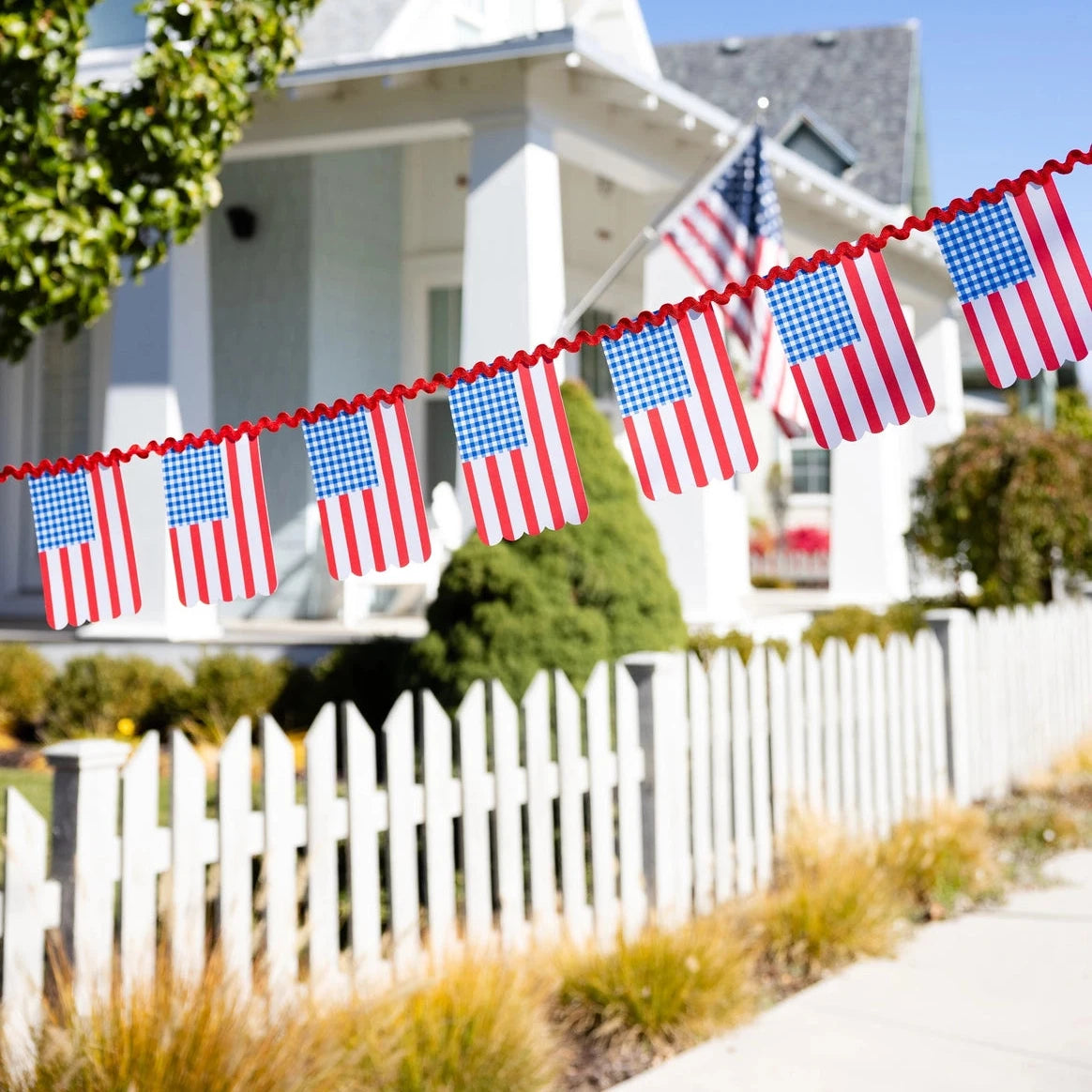 Patriotic paper banner with flag shaped pennants