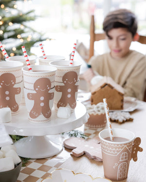 Gingerbread Man To-Go Cups & Lids 8ct | The Party Darling