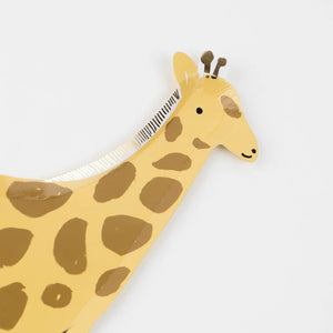 Giraffe Plates with gold foil detail around the head | The Party Darling