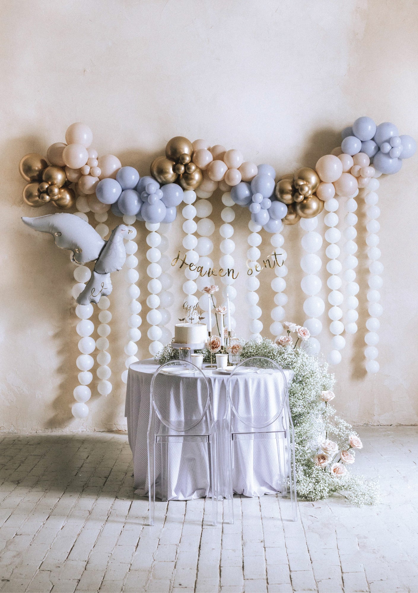 White Linking Latex Balloons 20ct Baby Shower Set Up