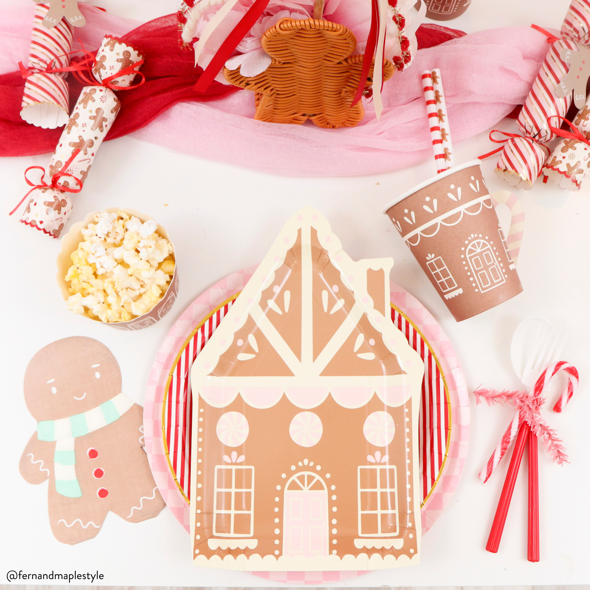Cozy Gingerbread Man Lunch Napkins | The Party Darling