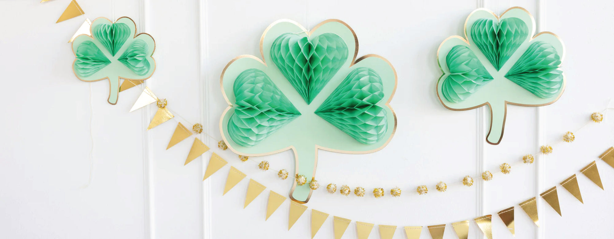 Honeycomb Shamrocks Hanging Decorations 3ct | The Party Darling