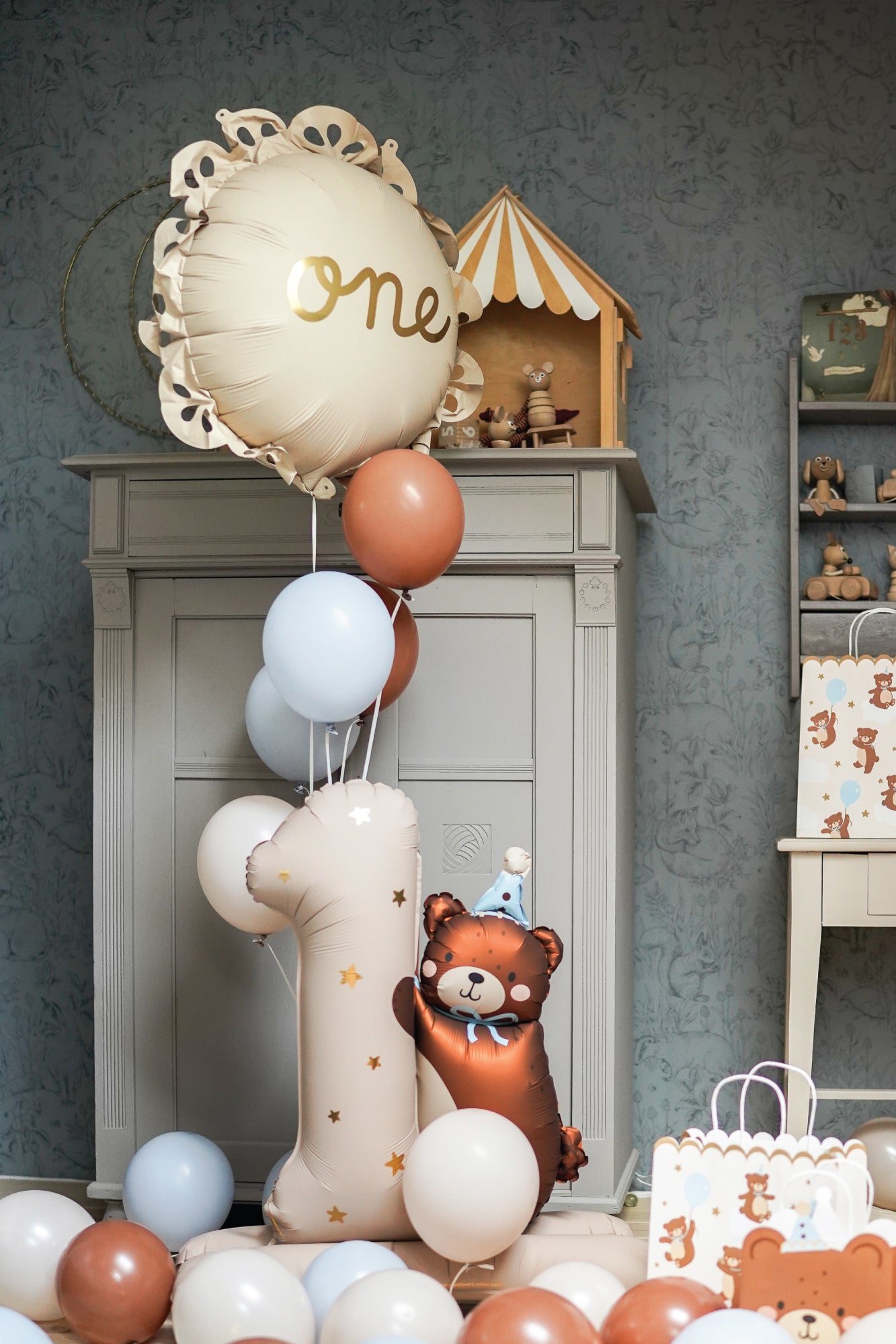 Standing Teddy Bear Number 1 Balloon | The Party Darling