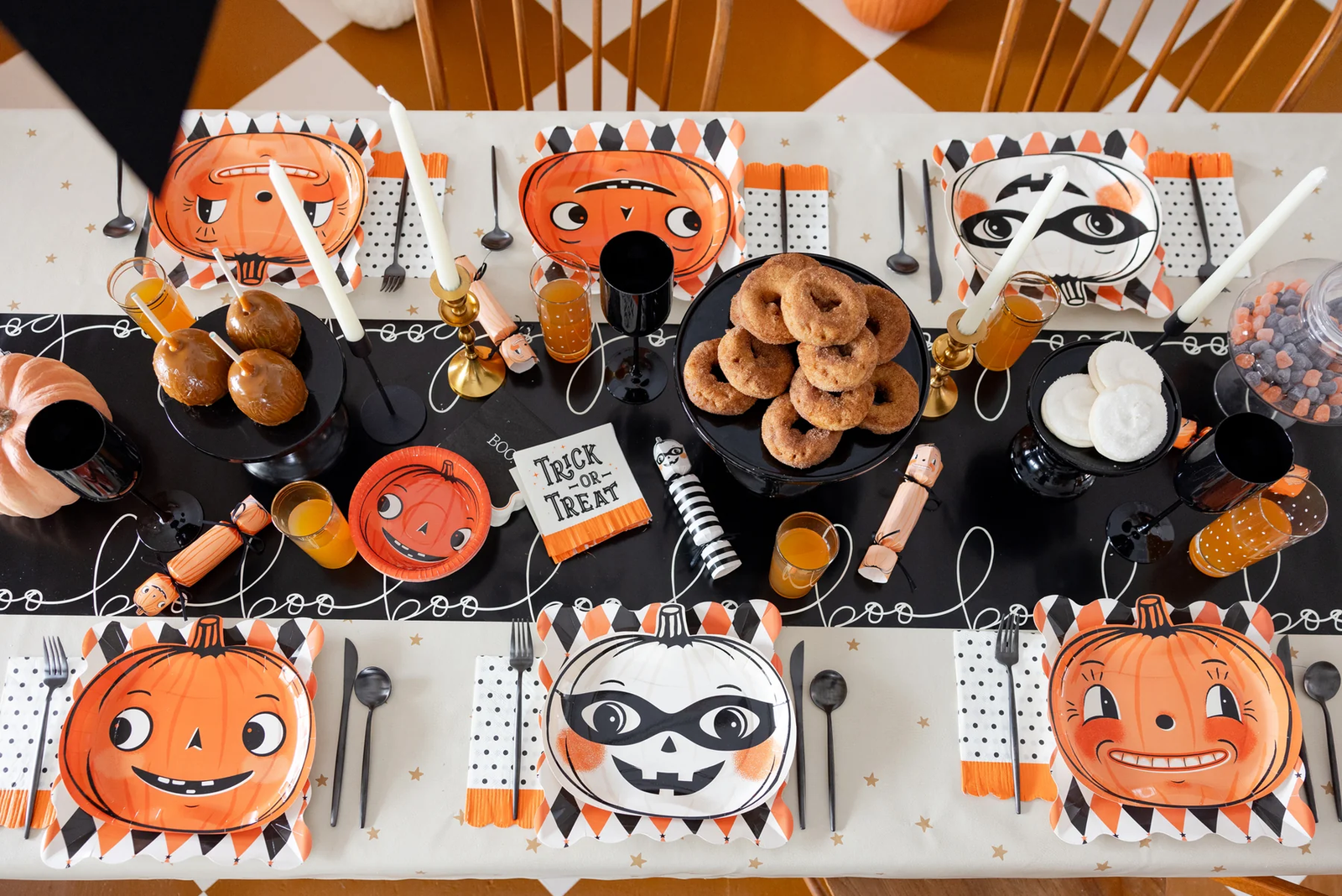 Vintage Halloween Harlequin Dinner Plates 8ct | The Party Darling