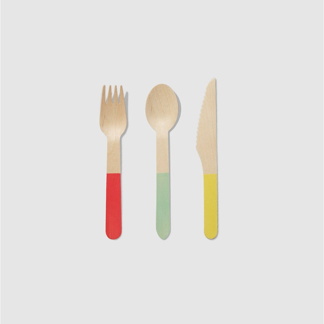 Tricolor Wooden Cutlery Service for 10 | The Party Darling