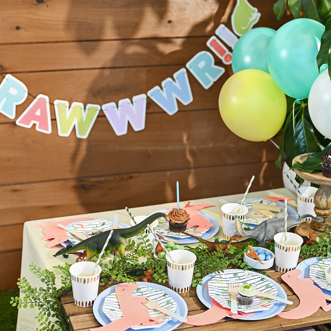 dinosaur party decorations