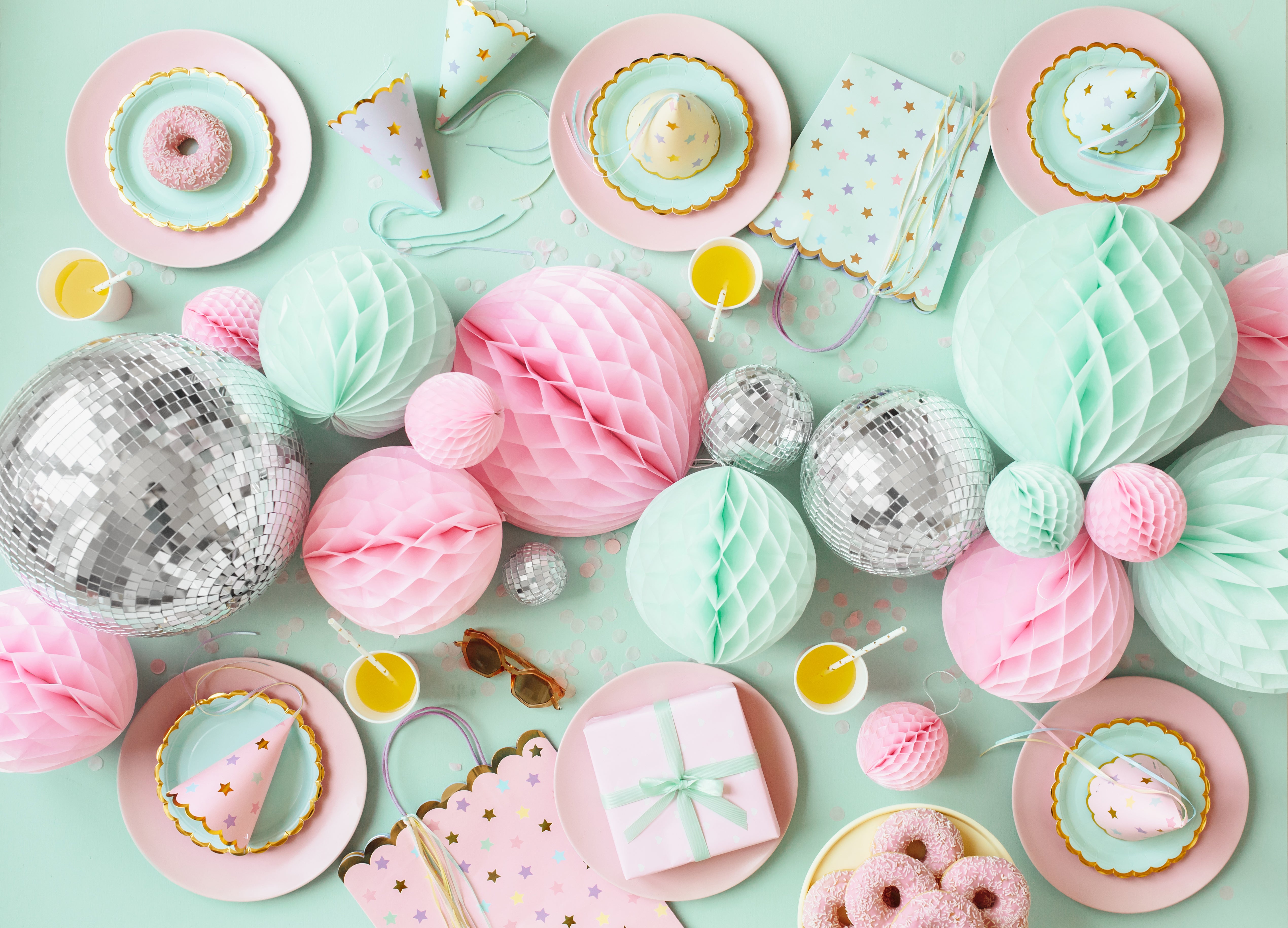 Assorted Pastel Star Party Hats 6ct Party Set Up