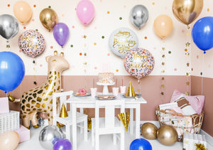 party setup with Cute Giraffe Balloon 40"