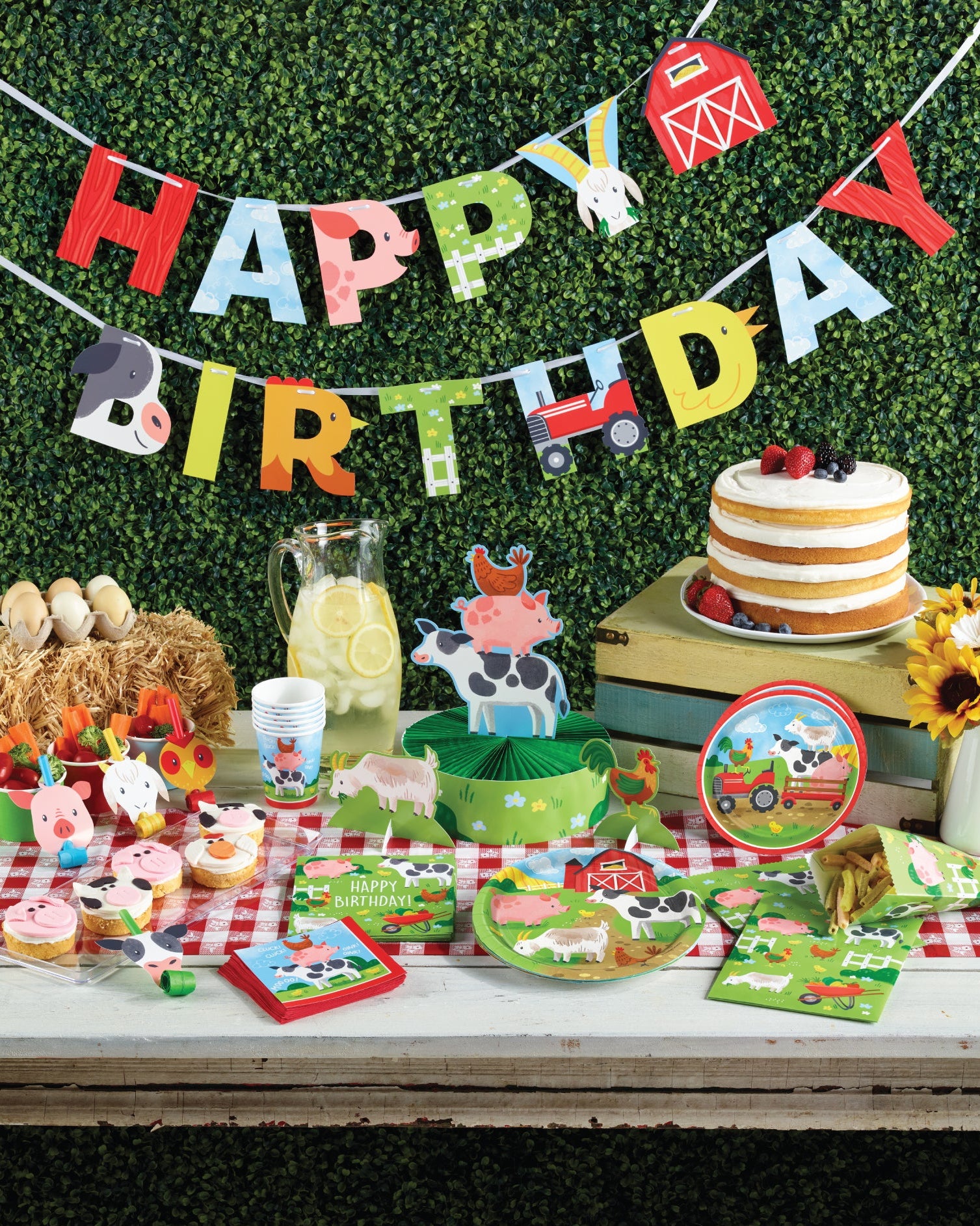 Farm Animals Lunch Plates 8ct Party Set Up