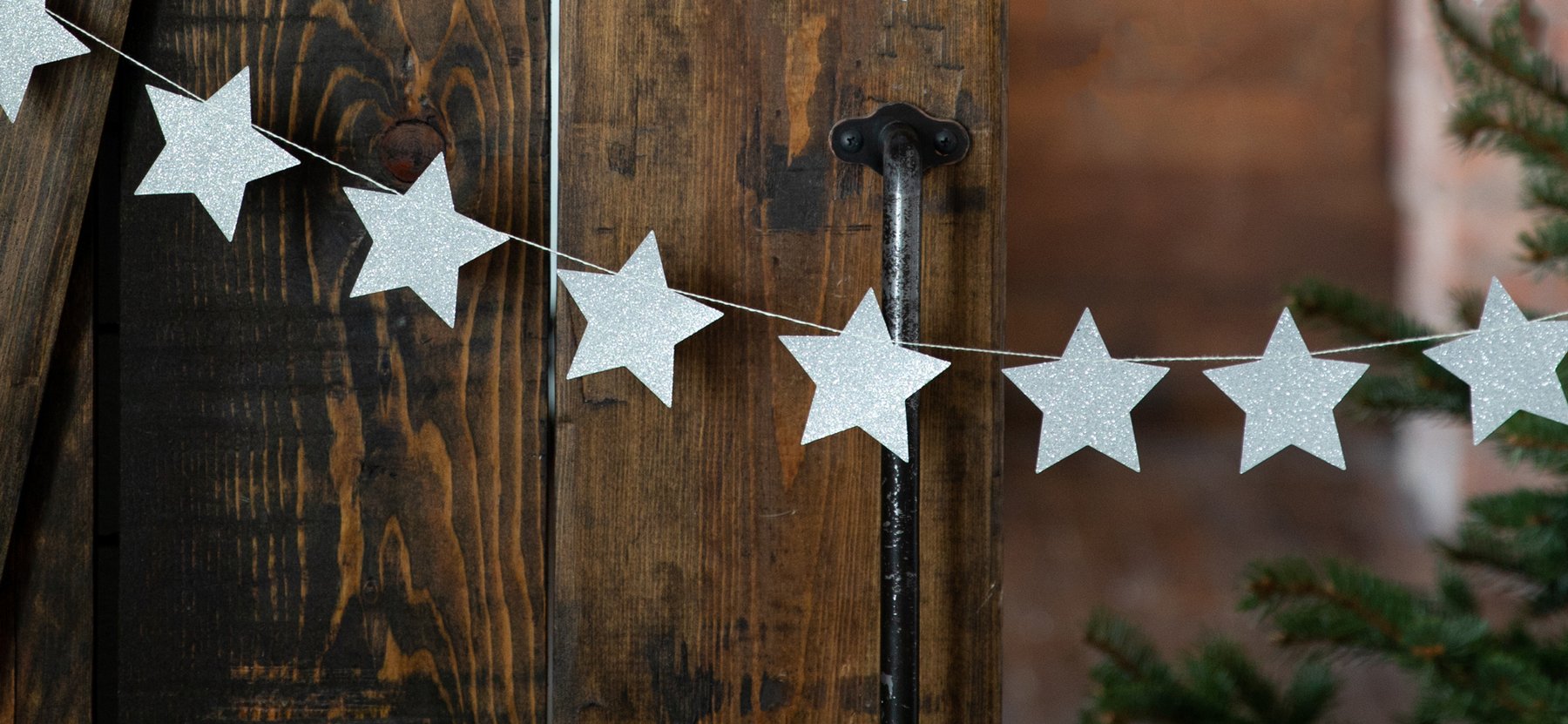 Winter White Glitter Stars Garland 6ft | The Party Darling