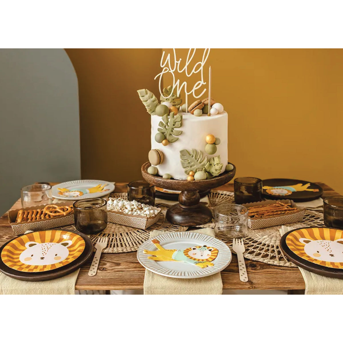 Leo the Lion Dessert Napkins 20ct Wild One Party