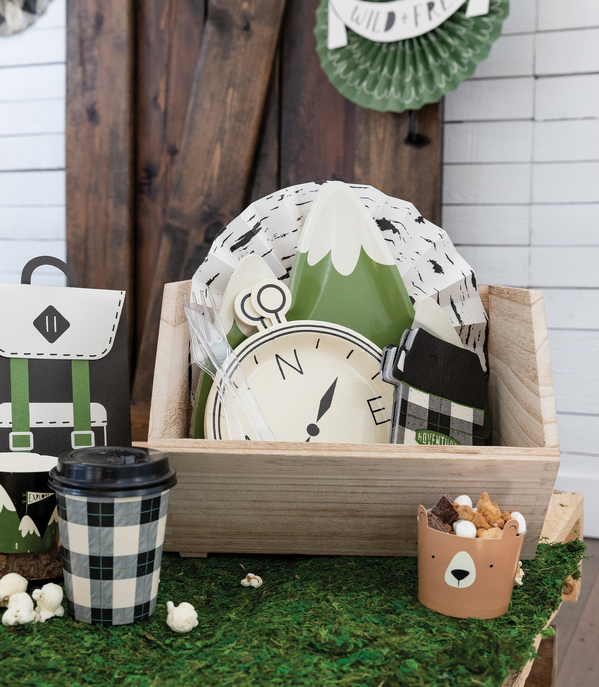 Happy Camper Baking Cups 50ct - The Party Darling