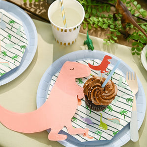 dinosaur party table setting