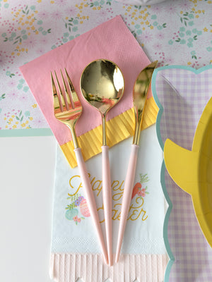 Easter Fringe Scallop Paper Guests Towels 24ct | The Party Darling
