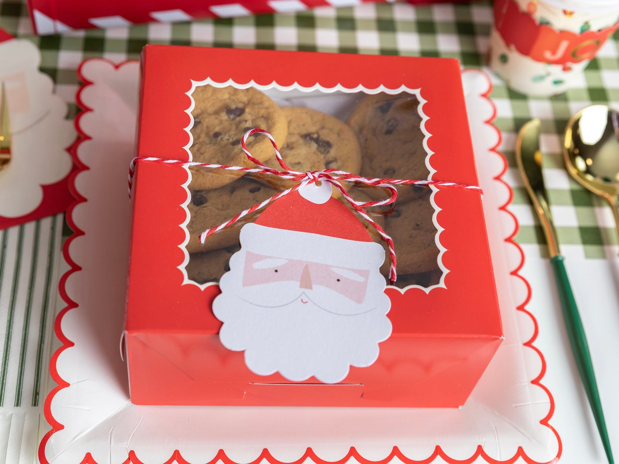 Christmas Baking Cups, Treat Cups & Cookies Boxes